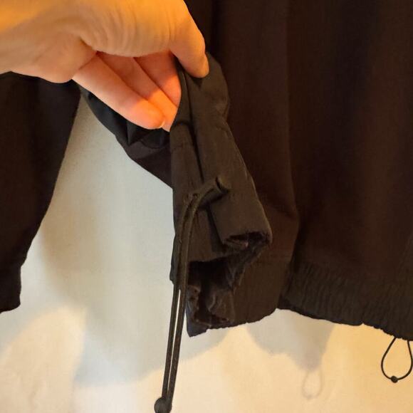 ATHLETA Triumph Hybrid Half Zip Sweatshirt Womens XL Black Athleisure Casual - Picture 8 of 15